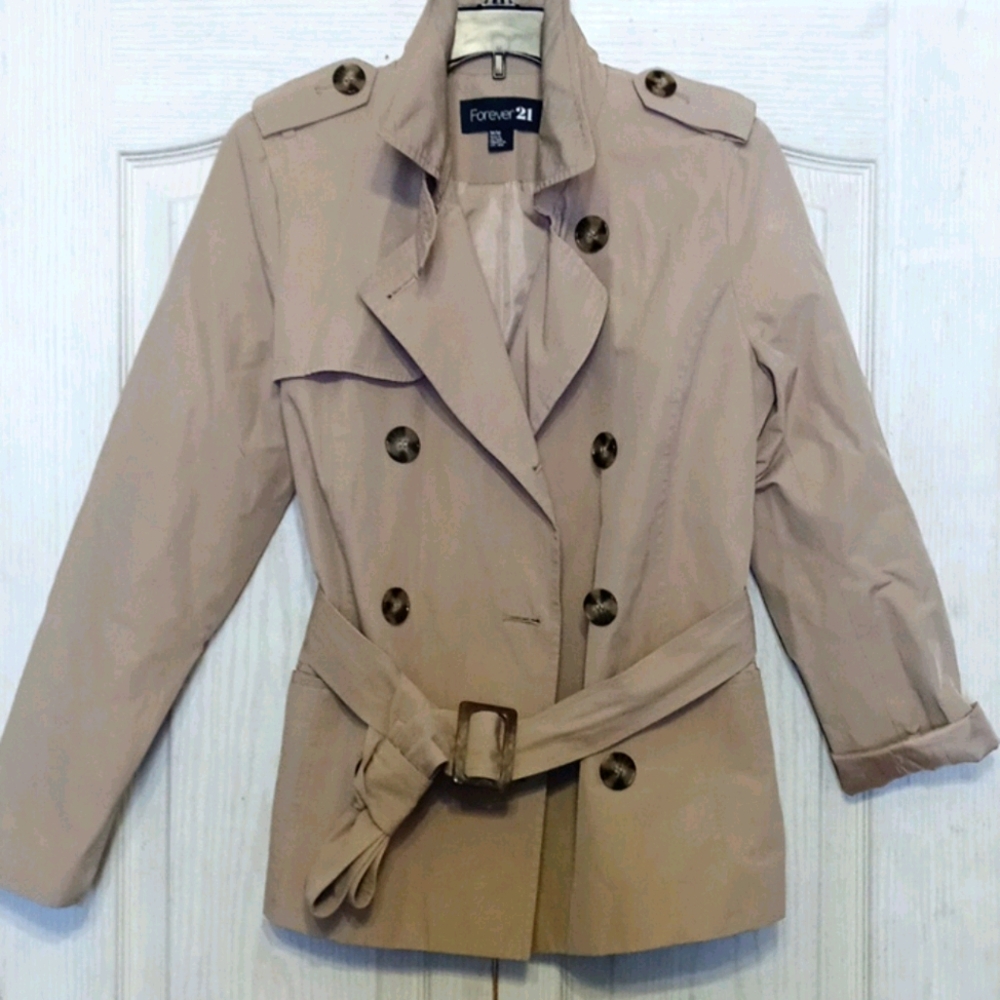 Forever21 Cropped Khaki Trench M